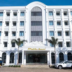 2* Курортный комплекс Malibu
